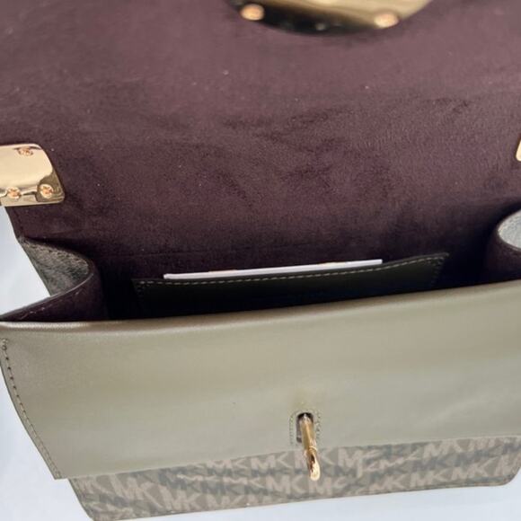 Michael Kors Olive Green Greenwich Covertible Crossbody Bag NWT - Picture 5 of 16